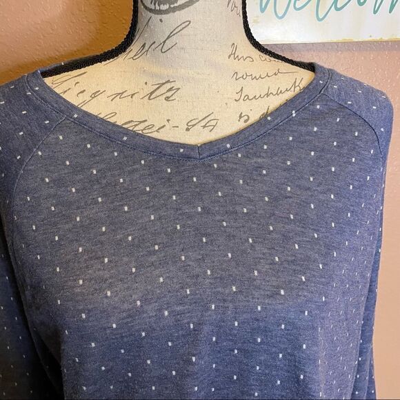 Chicos size 2 Dinah Dot Top - Picture 3 of 8